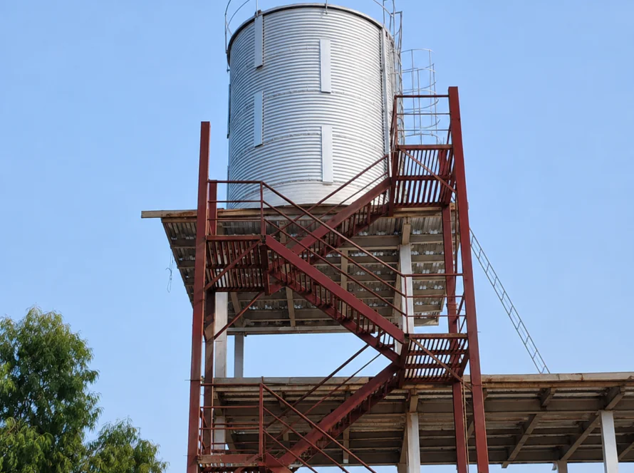 overhead water tank